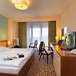 Hotel Green Hotel 3*