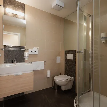 Hotel Green فندق
